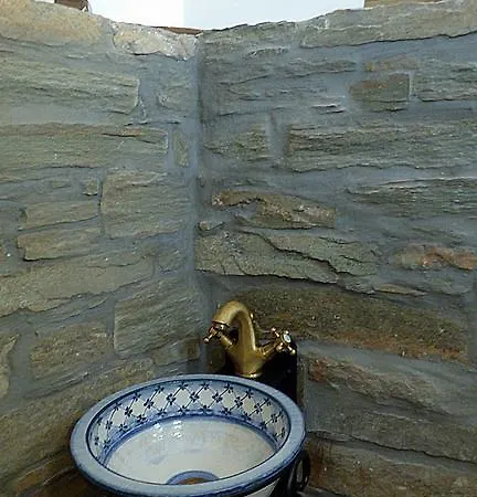 Casa Bianca Of Kea Melissaki