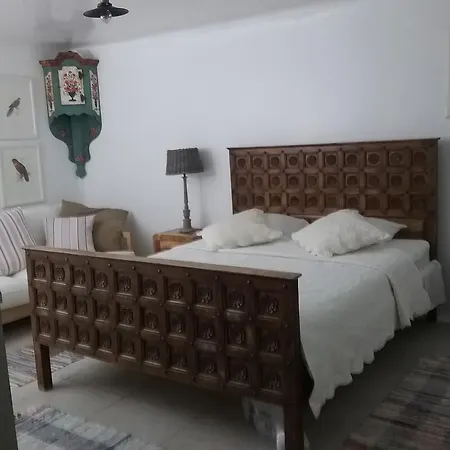 Casa Bianca Of Kea Melissaki